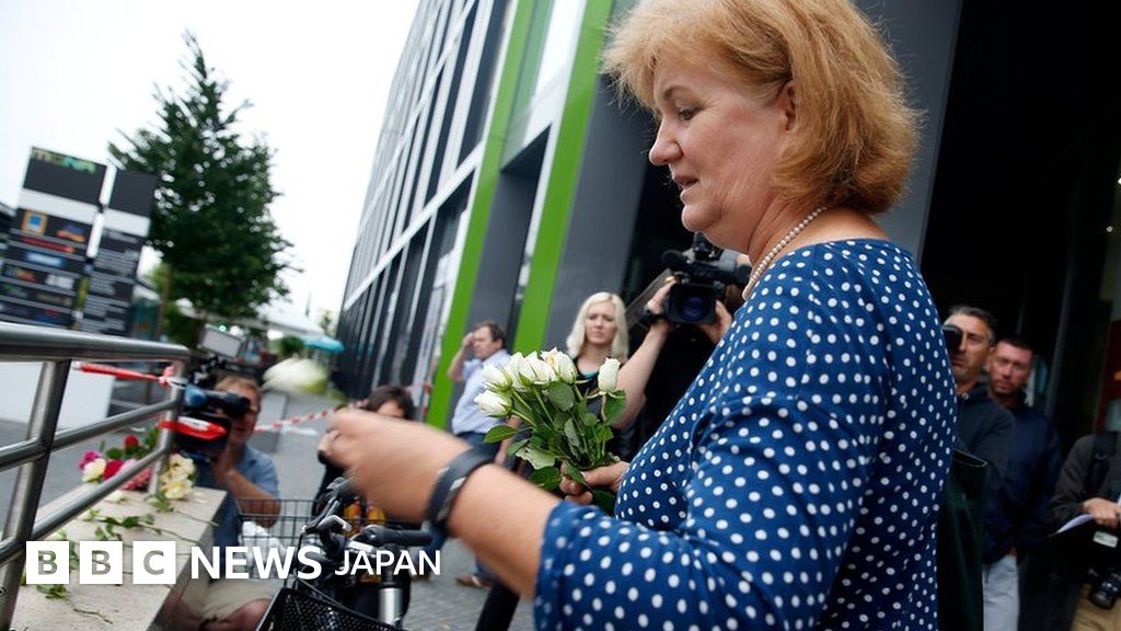 独ミュンヘン乱射で9人死亡 警察は画像の提供呼びかけ BBCニュース