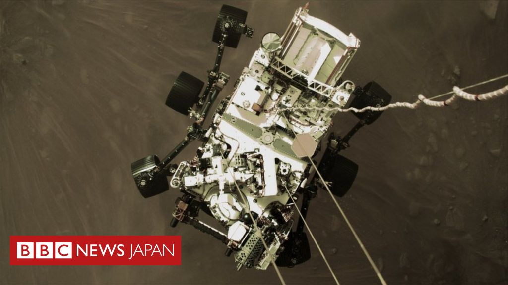 Nasa 火星表面の画像公開 探査車の着陸時の様子など cニュース