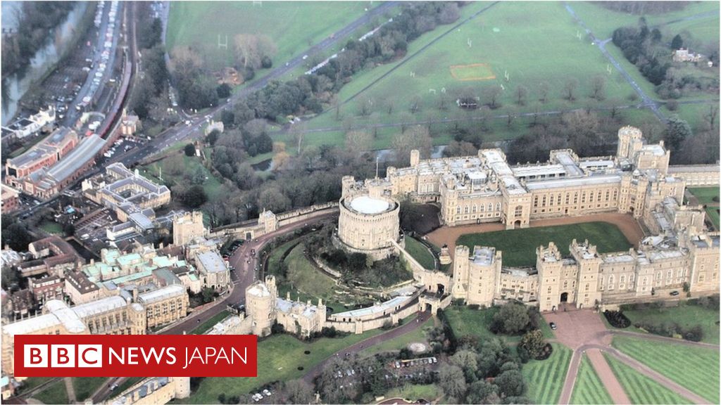 クロスボウ持ってウィンザー城侵入の男性 反逆罪で起訴 cニュース