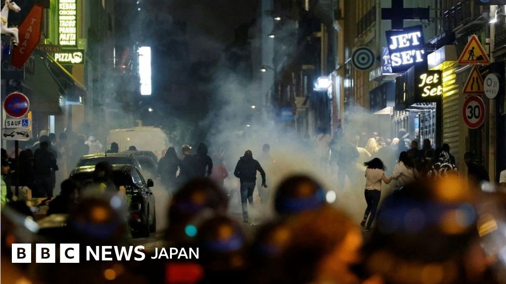 フランス暴動、規模縮小も警戒続く 反暴力の集会を各市が呼びかけ - BBCニュース