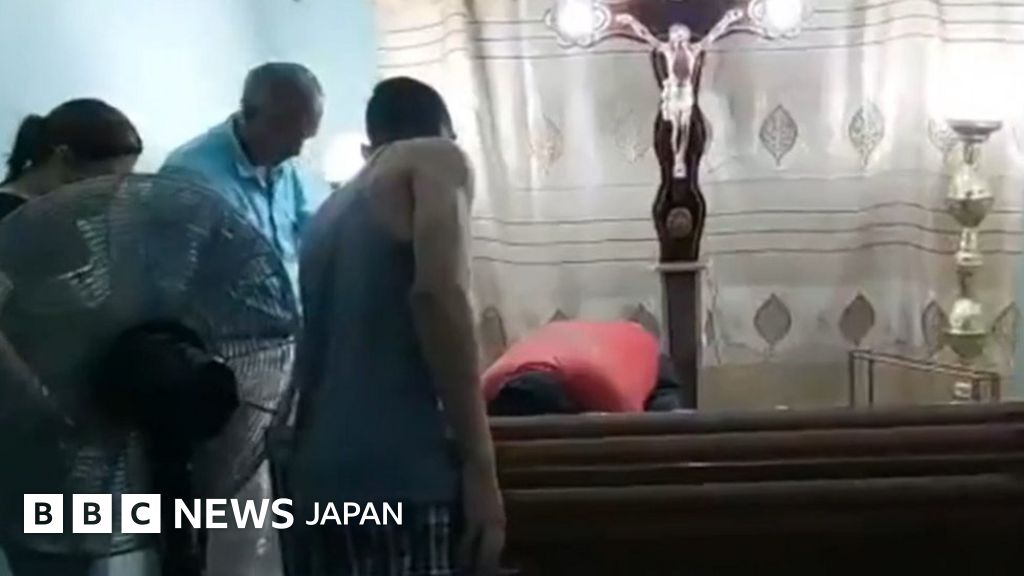 棺の中で「生き返った」女性、1週間後に死亡 エクアドル BBCニュース 棺の中で「生き返った」女性、1週間後に死亡 エクアドル BBCニュース