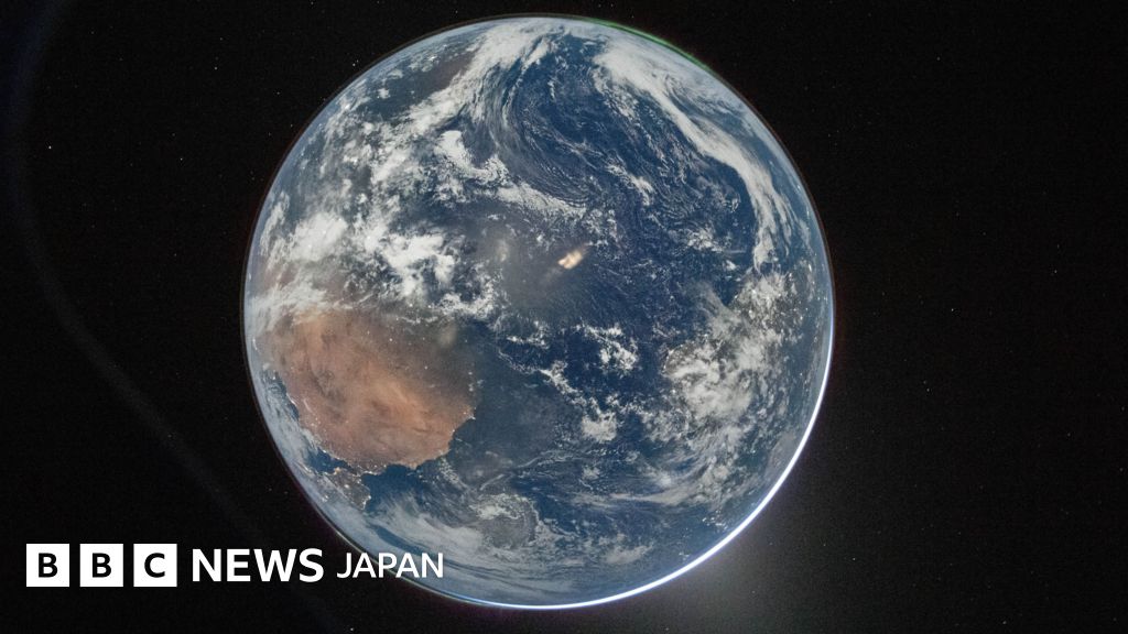 BBCニュース - 宇宙船オリオンのクルー、地球を撮影　米「アルテミス2」計画