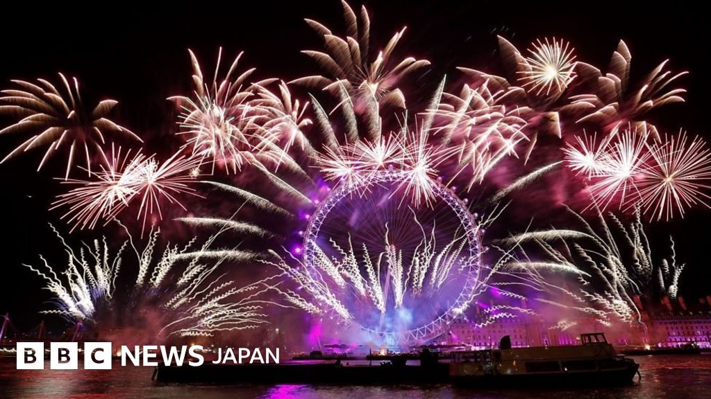 世界各地で18年に 新年の花火が夜空彩る cニュース 世界各地で18年に 新年の花火が夜空彩る cニュース