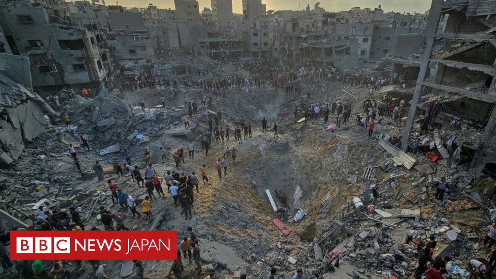 イスラエル、ガザ空爆で戦争関連法に違反の疑い　国連が報告書 - BBCニュース