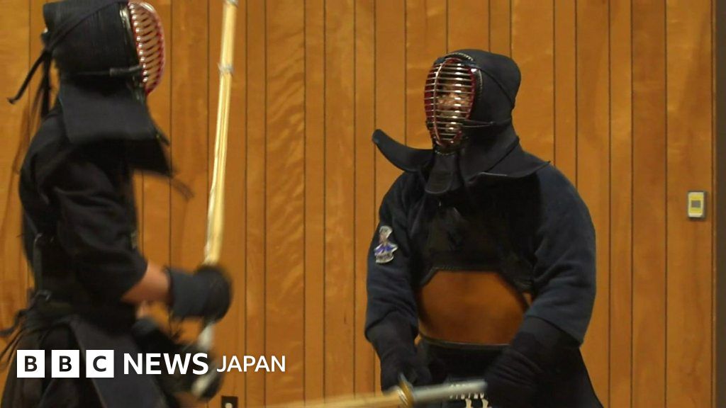 戦時の逆境に打ち勝ち カナダ初の剣道クラブ - BBCニュース