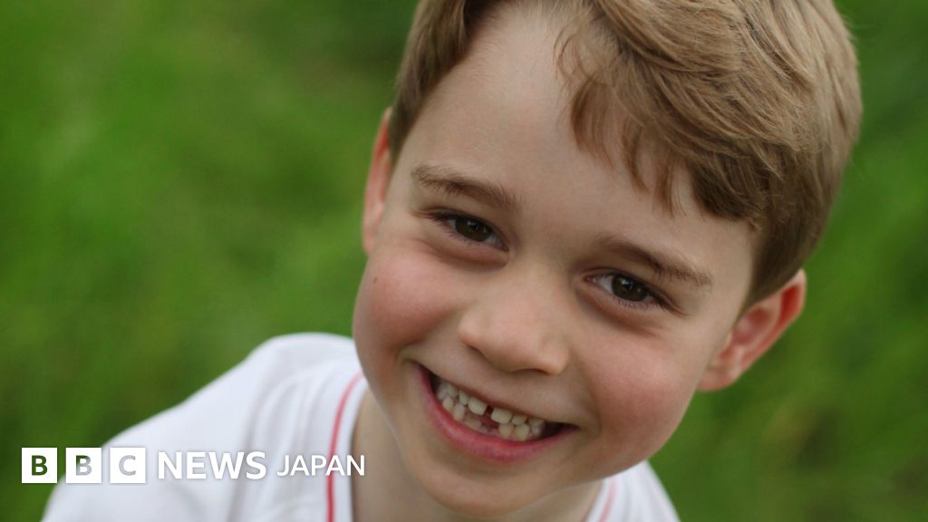 ジョージ英王子、6歳に 記念写真公表 - BBCニュース