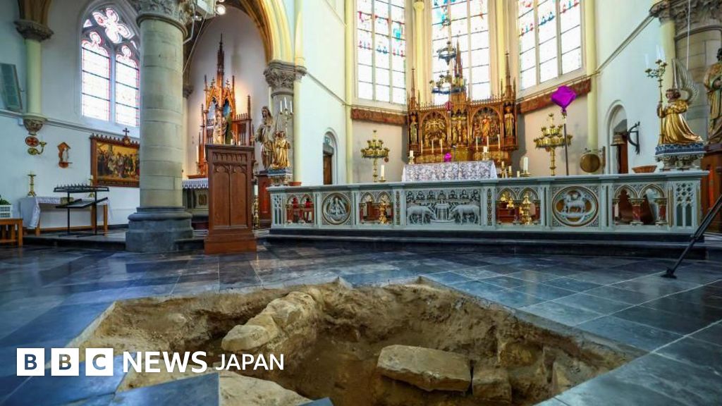 BBCニュース  - 「三銃士」登場のダルタニャン、遺骨発見か　オランダの教会の下