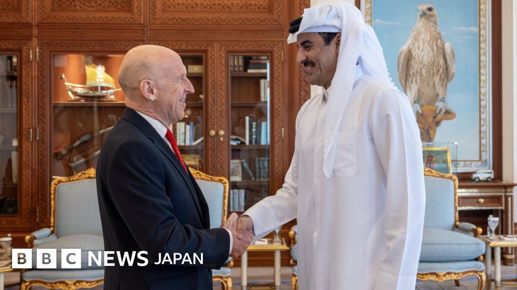 BBCニュース - 英国防相、中東への追加部隊の派遣を発表