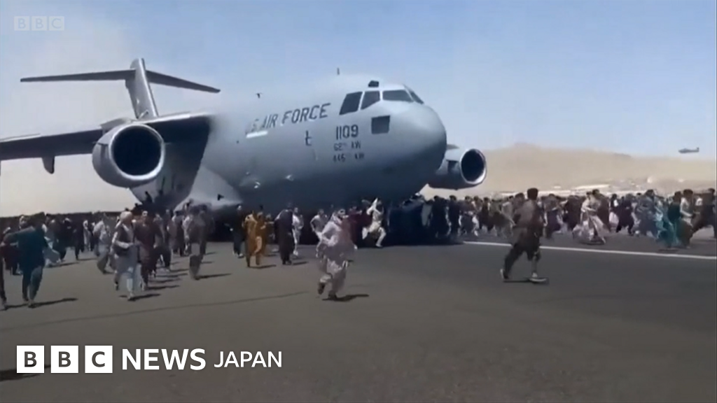 アフガニスタン撤退U.S.Navy CH-46D　ミリタリー　ジオラマ _125408863_screenshot-51.png