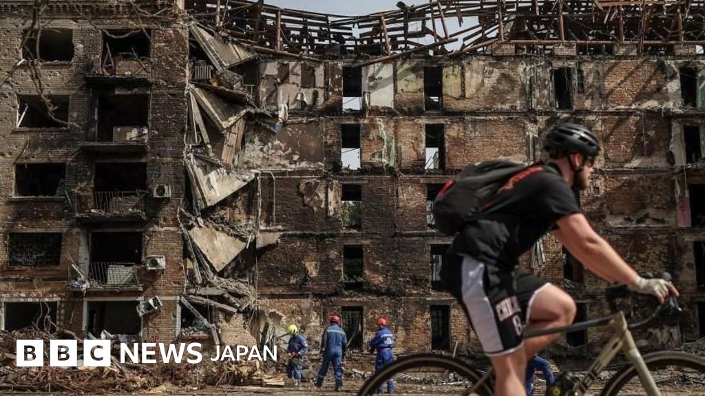 BBCニュース  - ロシア、キーウをさらに攻撃すると脅す　外国人に市外退避を呼びかけ