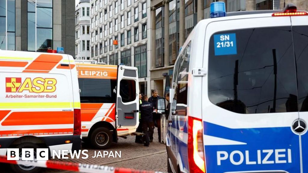 BBCニュース - ドイツ東部ライプツィヒで車が歩行者に突入　2人死亡、多数負傷