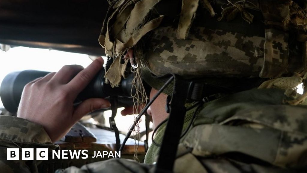 ロシアが軍部隊増強で緊迫　ウクライナの最前線を取材 - BBCニュース
