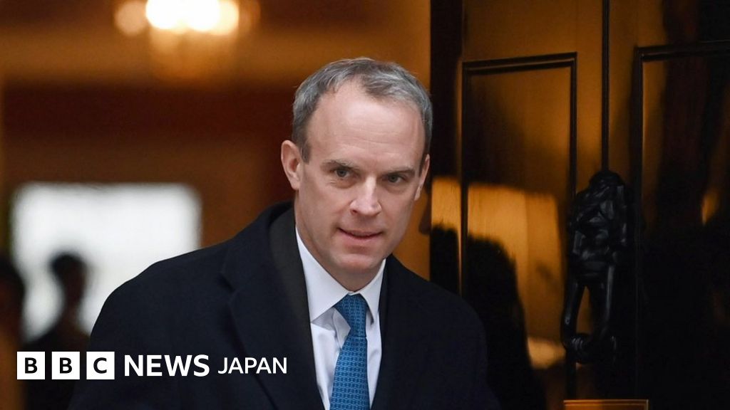 ラーブ英副首相、「威圧的」「いじめ」指摘され辞任 「活動家公務員」を批判 BBCニュース