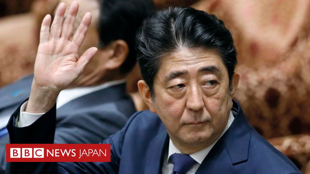 日本の安倍首相 支持率急落の背景 Bbcニュース