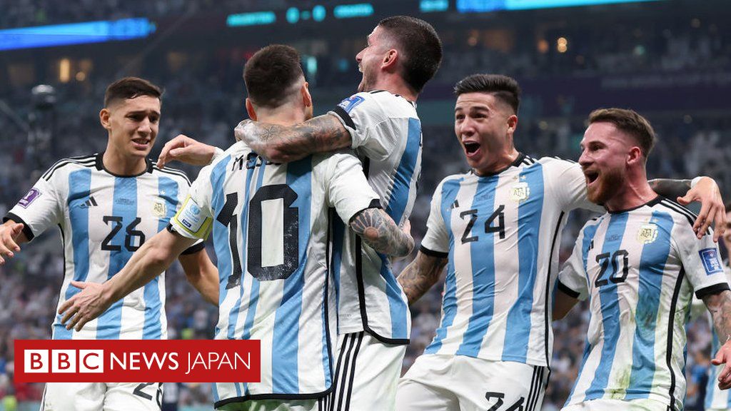 22年サッカーw杯 アルゼンチン決勝進出 メッシとアルバレズが躍動 クロアチアに3 0 cニュース