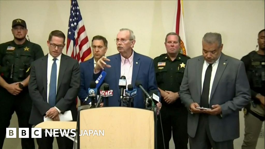 Trump Security Scare: Witness Footage Leads to Dramatic Arrest of Rifle-Wielding Man