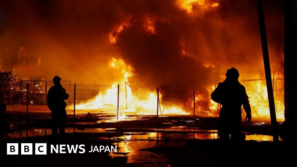 BBCニュース - ロシアがウクライナ各地に複数回の夜間攻撃、少なくとも18人死亡　過去数カ月で最悪規模