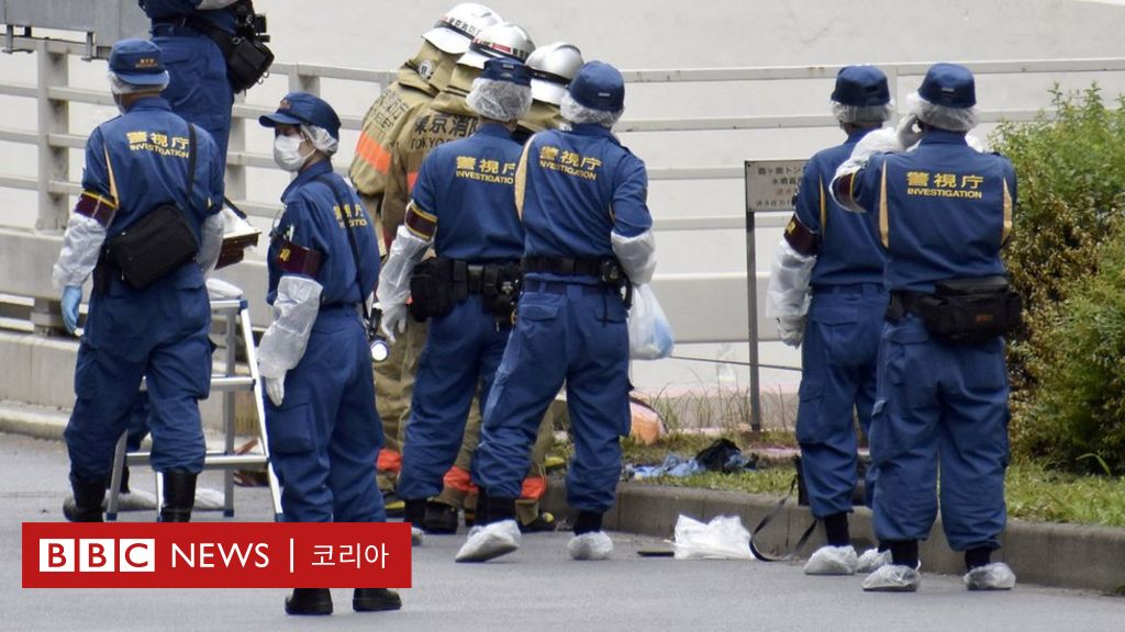 安倍前首相官房長官に抗議する日本人男性が焼身自殺