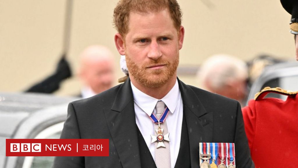 Prince Harry Attends Father’s Coronation Alone Without Meghan Markle in Tailcoat