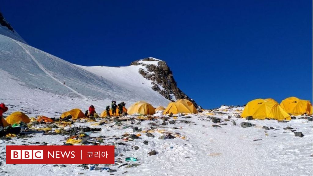 Mount Everest’s ‘Open Toilets’ – Hikers’ Human Waste Poses Health and Environmental Risks