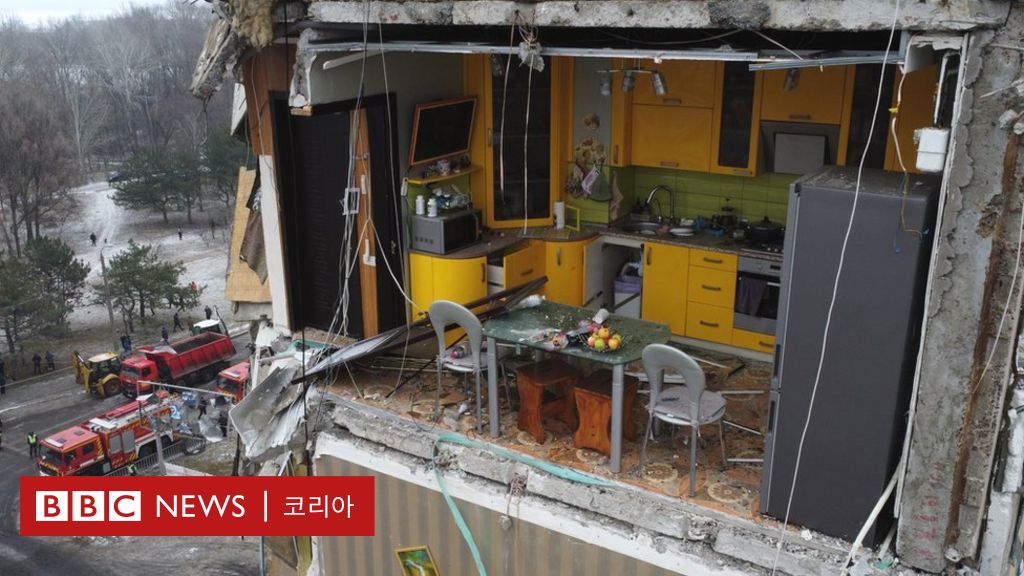 Shocking photos of Ukraine’s ‘yellow kitchen’ destroyed by missiles