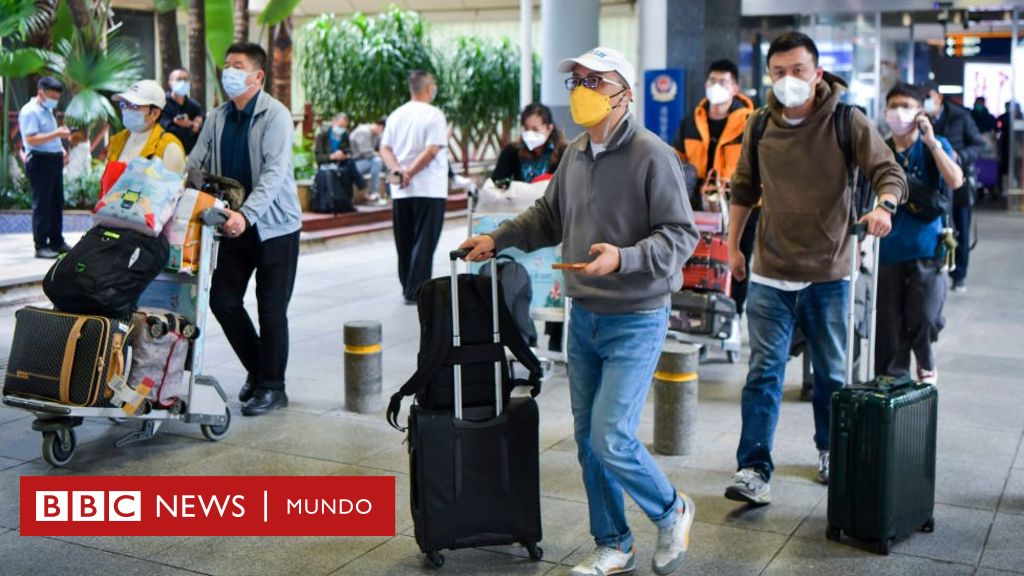 China pondrá fin a la cuarentena por covid para llegadas de viajeros extranjeros en medio de una explosión de casos