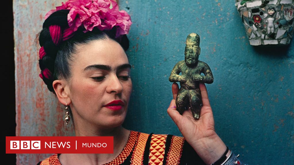 Por qué seguimos fascinados con Frida Kahlo? La exposición más íntima sobre  la artista se exhibe por primera vez fuera de México - BBC News Mundo