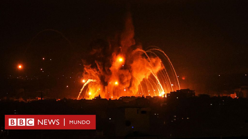 "Es una guerra de exterminio": una noche en Gaza sumida en la oscuridad por el corte eléctrico impuesto por Israel