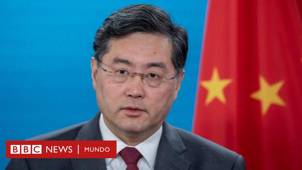 La misteriosa destitución del ministro de Relaciones Exteriores de China tras estar un mes desaparecido