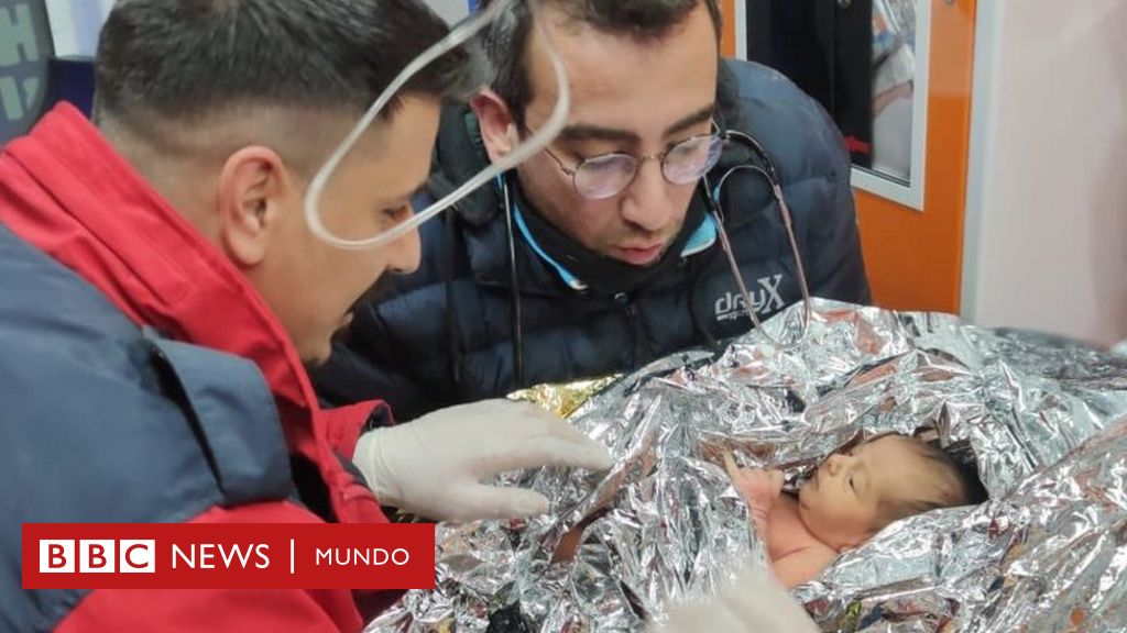 Terremotos en Turquía y Siria: el recién nacido y su madre rescatados en Turquía tras 4 días atrapados entre los escombros