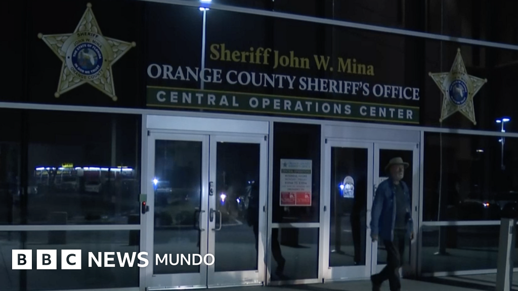 Un joven mata en Florida a una mujer, a una niña de 9 años y a un reportero que cubría el primer asesinato