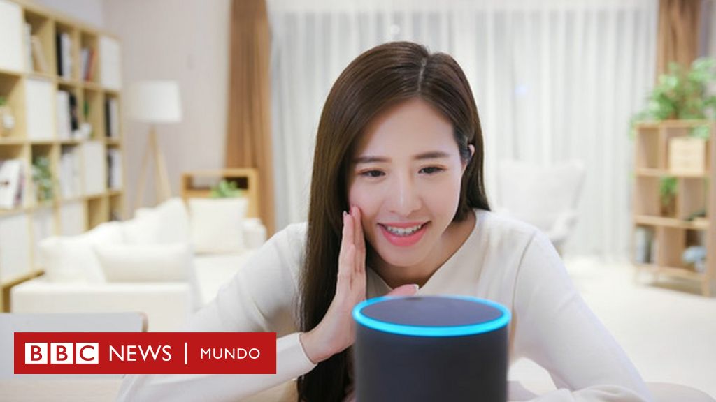 Alexa : La seria advertencia de la OCU a las personas que tienen Alexa  en su casa