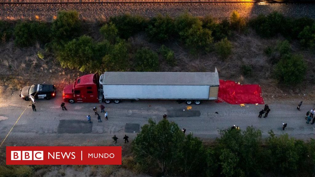 Mueren 51 migrantes dentro de un camión abandonado en Texas