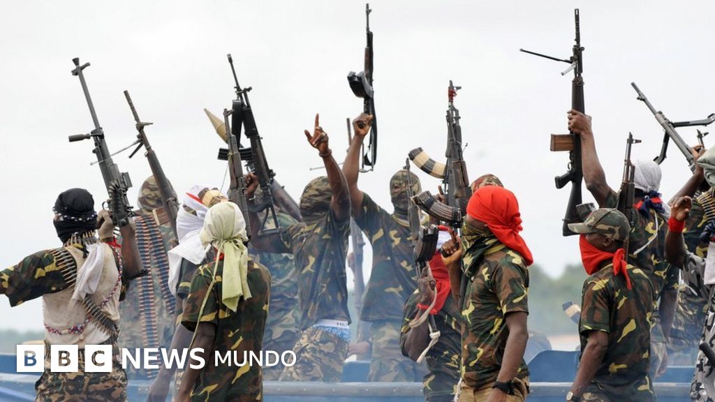 Nigeria: el país que tardó una década en darse cuenta de que le robaban cientos de miles de barriles de petróleo diarios