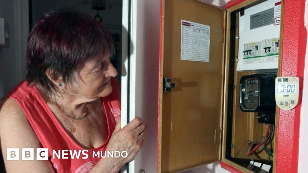 3 medidas del inédito plan de emergencia para abaratar las cuentas de luz en Europa (y en qué no han logrado ponerse de acuerdo)