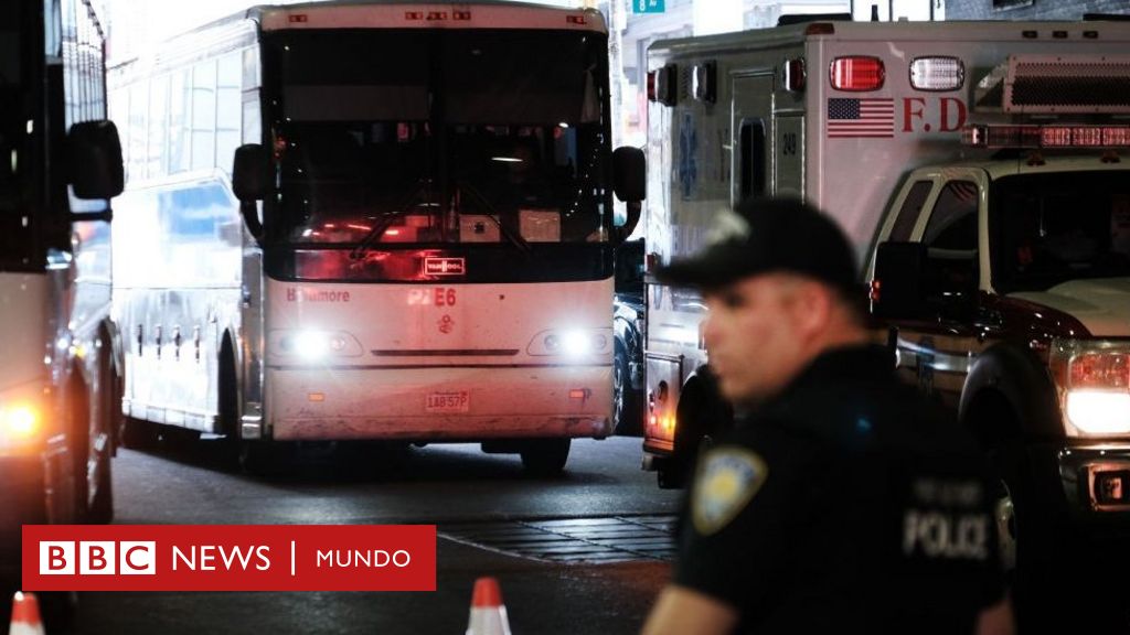 Nueva York declara estado de emergencia por "situación de crisis ante la afluencia de migrantes"