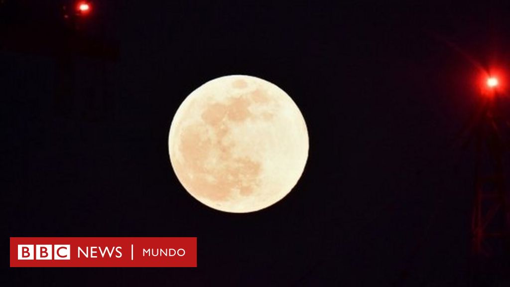 Qué es la "Luna de Nieve" que iluminará el cielo este fin de semana