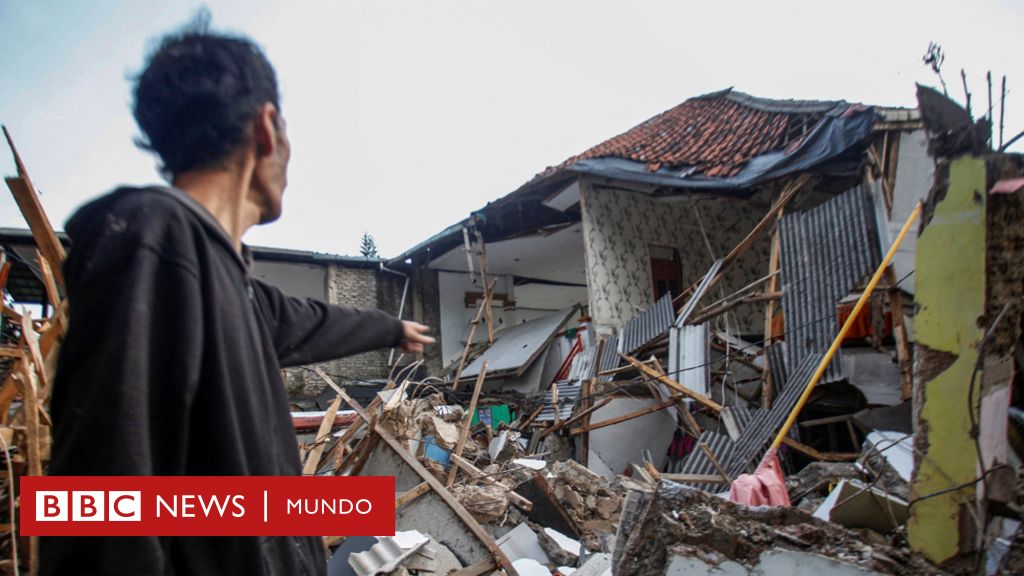 Un terremoto en Indonesia deja decenas de muertos y cientos de heridos