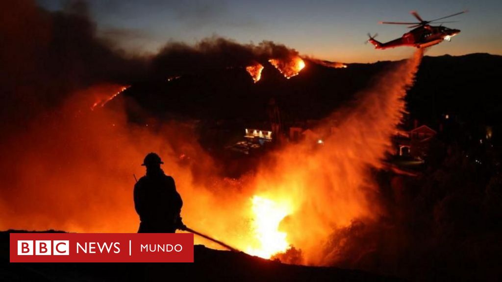 Cuáles son las teorías sobre las causas de los incendios en Los Angeles que examinan los investigadores en su minuciosa búsqueda