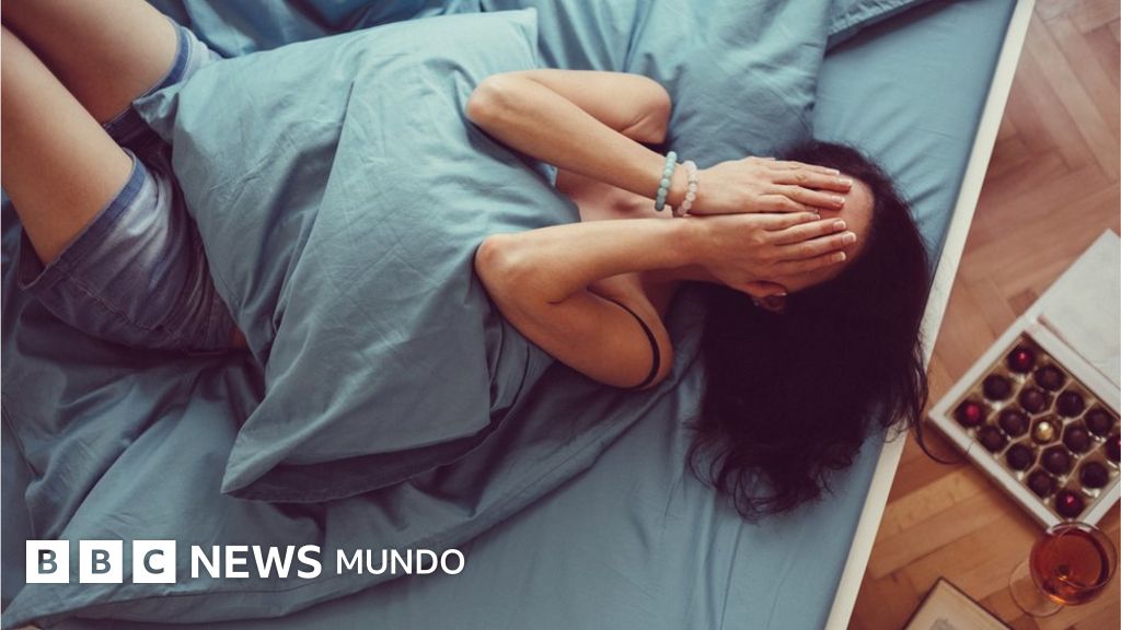 "Chicas al límite": por qué las adolescentes sufren más la ansiedad y la depresión que provocan las redes sociales