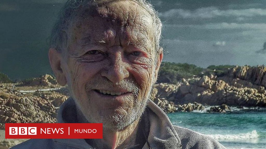 La storia di un uomo che ha vissuto da solo per 32 anni su un’isola italiana che ora ha lasciato