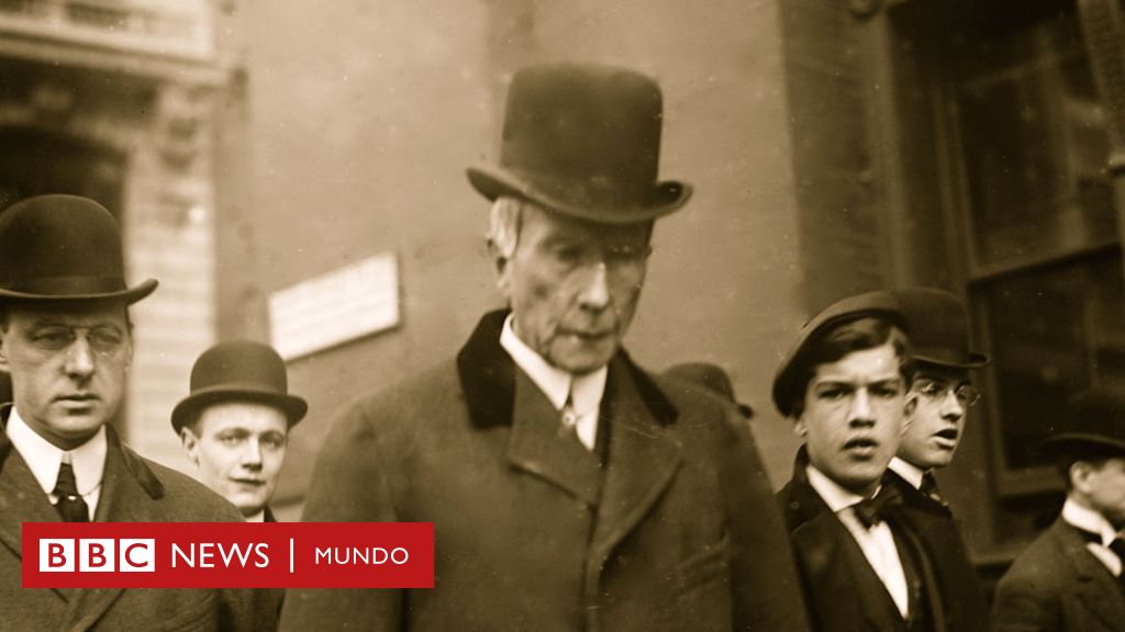 JOHN DAVISON ROCKEFELLER (1839-1937). /NAmerican magnate del petróleo. La  Santificación de Rockefeller. Cartoon Comentario americana