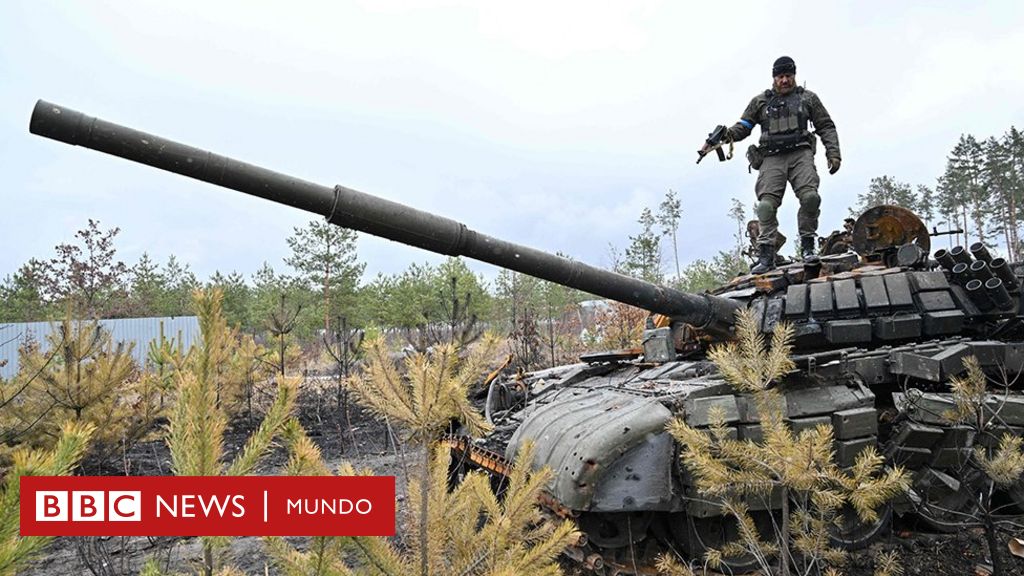 Rusia dan Ukraina: Mengapa tentara Rusia kehilangan begitu banyak tank perang?