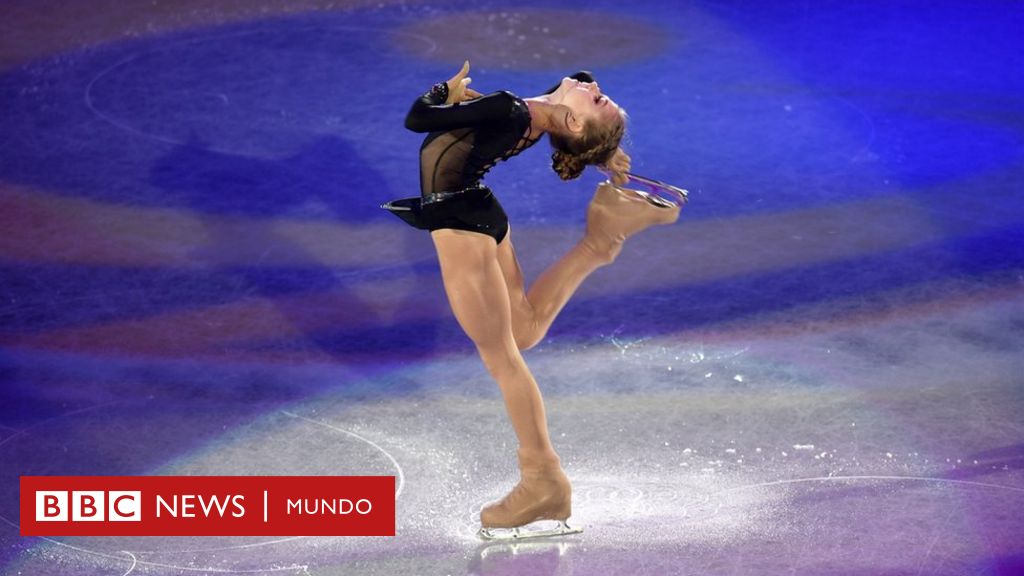 agudo Formación mantequilla La increíble hazaña de Alexandra Trusova, la patinadora de 13 años que ha  sido la única en lograr dos cuádruples en una misma rutina - BBC News Mundo