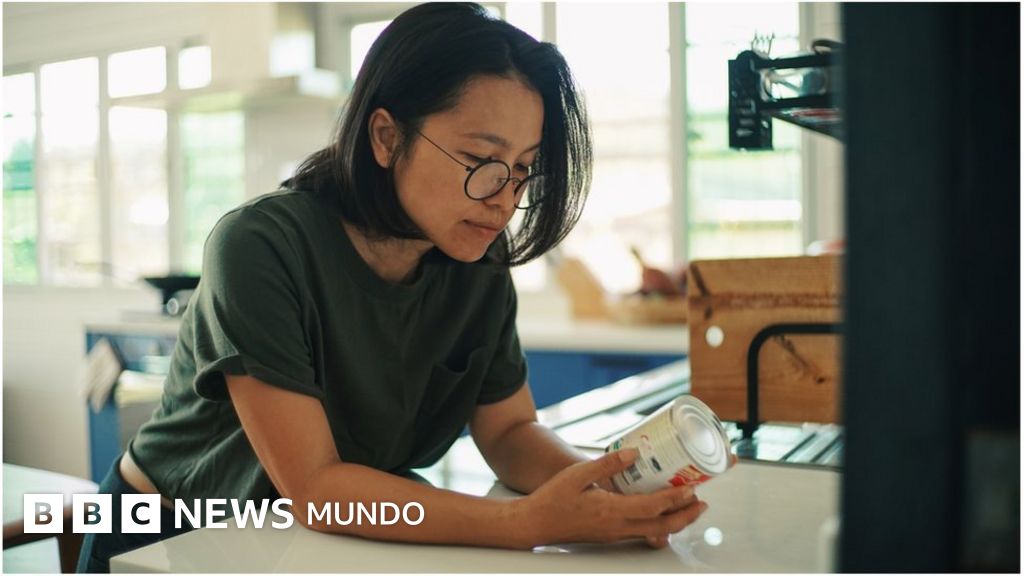 Por qué las fechas de vencimiento de la comida no tienen mucho de ciencia (y pueden ser culpables de gran parte del desperdicio)