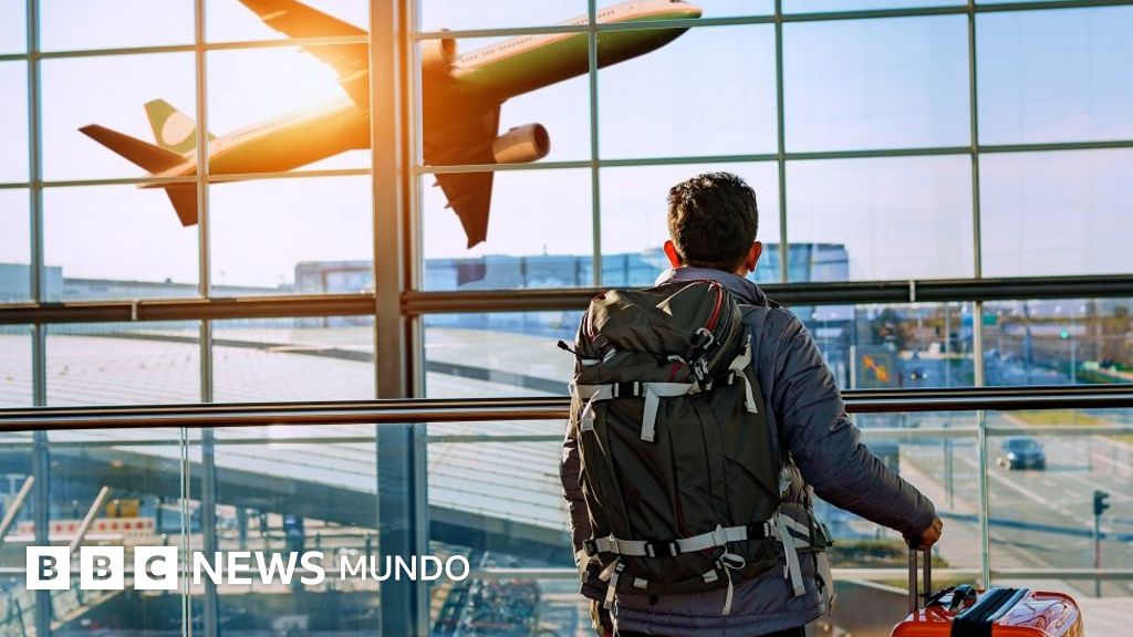 Cómo Google “reduce” las cifras del impacto de los vuelos en el cambio climático, según una investigación de la BBC