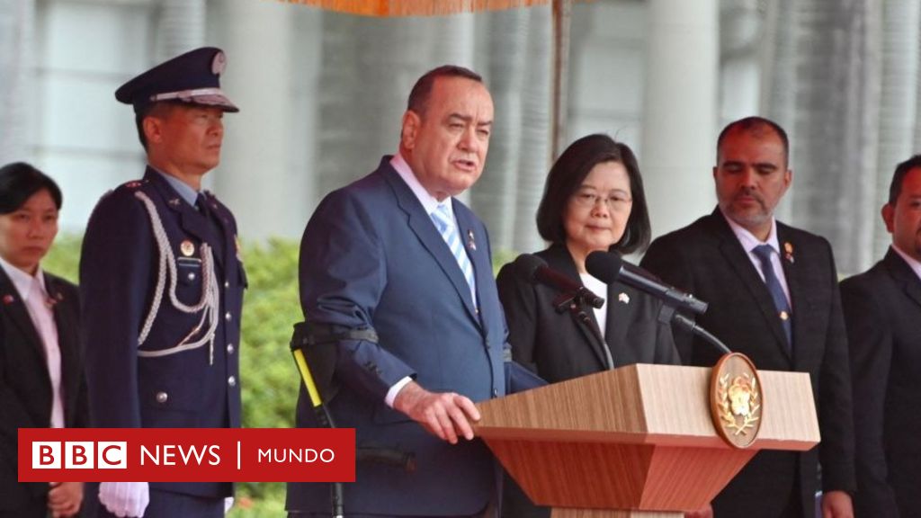 La advertencia de China a Guatemala por la visita del presidente Giammattei a Taiwán