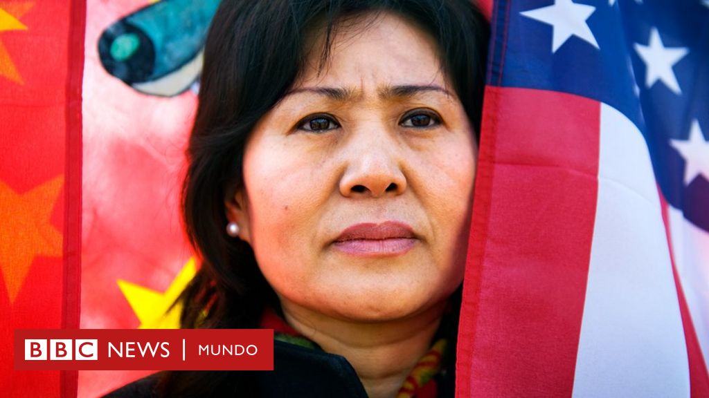 "Tuve que escoger entre mi esposo y mis hijos": la mujer que se vio obligada a huir de China por la persecución política