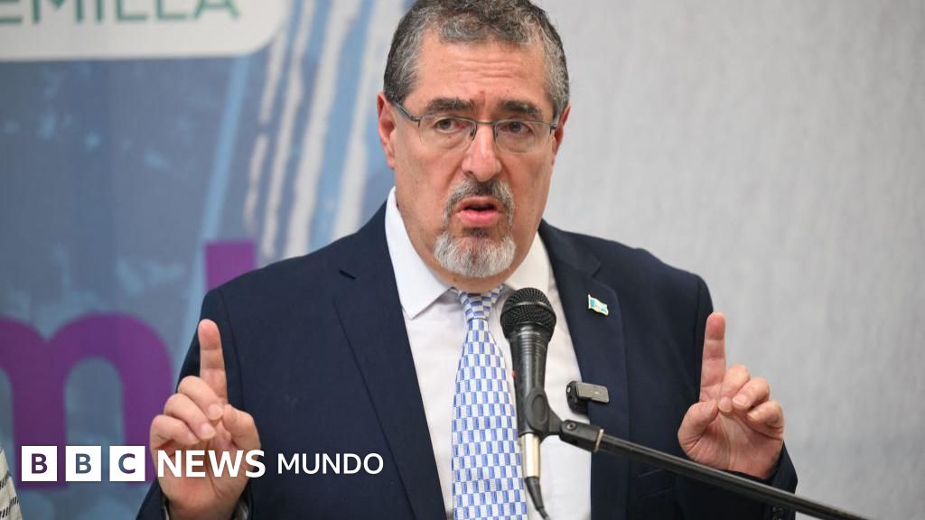 El presidente electo de Guatemala, Bernardo Arévalo, denuncia "un golpe de Estado" para evitar que asuma el poder
