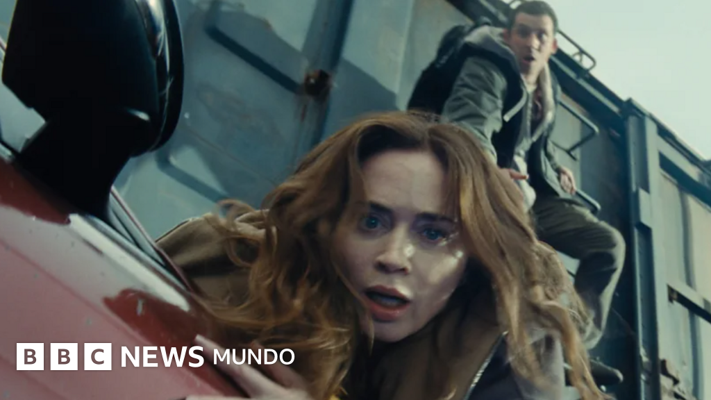 "Es como un episodio sin gracia de Expedientes Secretos X": 